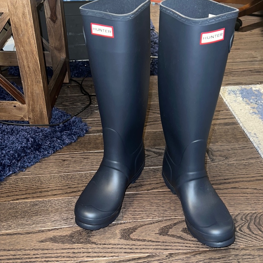 Brand New-Hunter Original Tall Navy Blue Rain Boots Wide Calf - Size 6